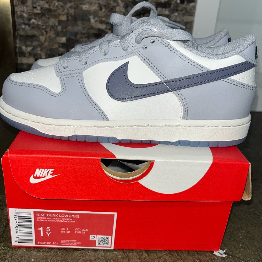 Nike Dunk Low